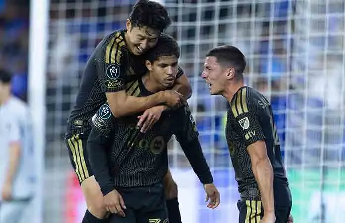 Cruz Azul, humillado y goleado por LAFC