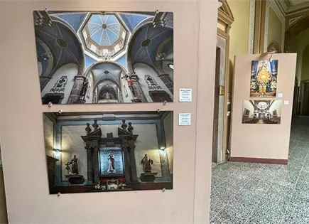 "Cúpulas y Retablos" de Eduardo Meade "Cúpulas y Retablos" de Eduardo Meade