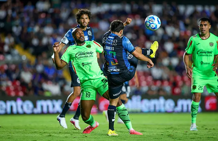 Dividen puntos Gallos y Bravos, 1-1