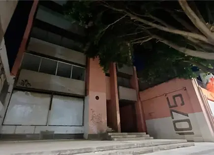 Har&iacute;an deptos.en los edificios de Av. Carranza