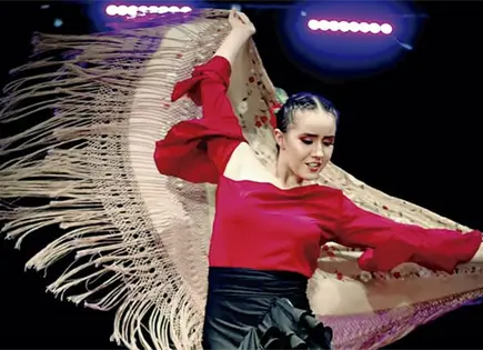 Amanda Yuritzi PRESENTA DE SUEÑO Y PIEL Amanda Yuritzi PRESENTA DE SUEÑO Y PIEL