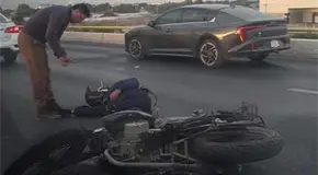 Motociclista queda tendido en la 57; hay tráfico intenso hacia La Pila