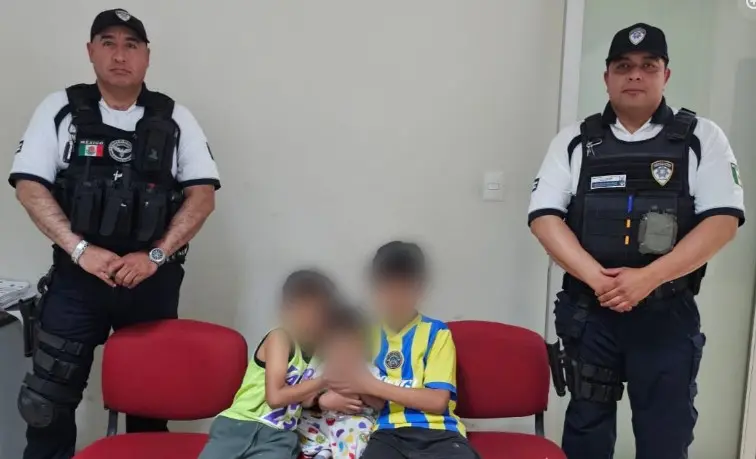 Rescatan a tres menores en presunto abandono en Barrio Vergel