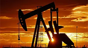 Precio del petr&oacute;leo se mantendr&aacute; elevado, advierte Banco Mundial