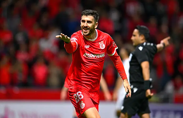 Toluca triunfa ante LA Galaxy
