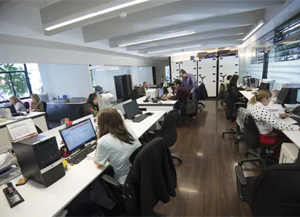 Corporativo Kosmos y el ecosistema empresarial que articula sus servicios alimentarios Corporativo Kosmos y el ecosistema empresarial que articula sus servicios alimentarios