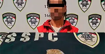 Detectan a individuo con "mota" en B. de Santiago