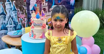 RANIA &iexcl;HERMOSA PRINCESA!