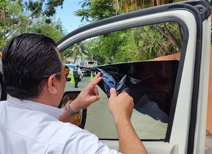 Multas de hasta 13 mil pesos por polarizado y otras infracciones viales Multas de hasta 13 mil pesos por polarizado y otras infracciones viales