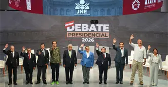 Peruanos votan en elecciones presidenciales con 35 candidatos