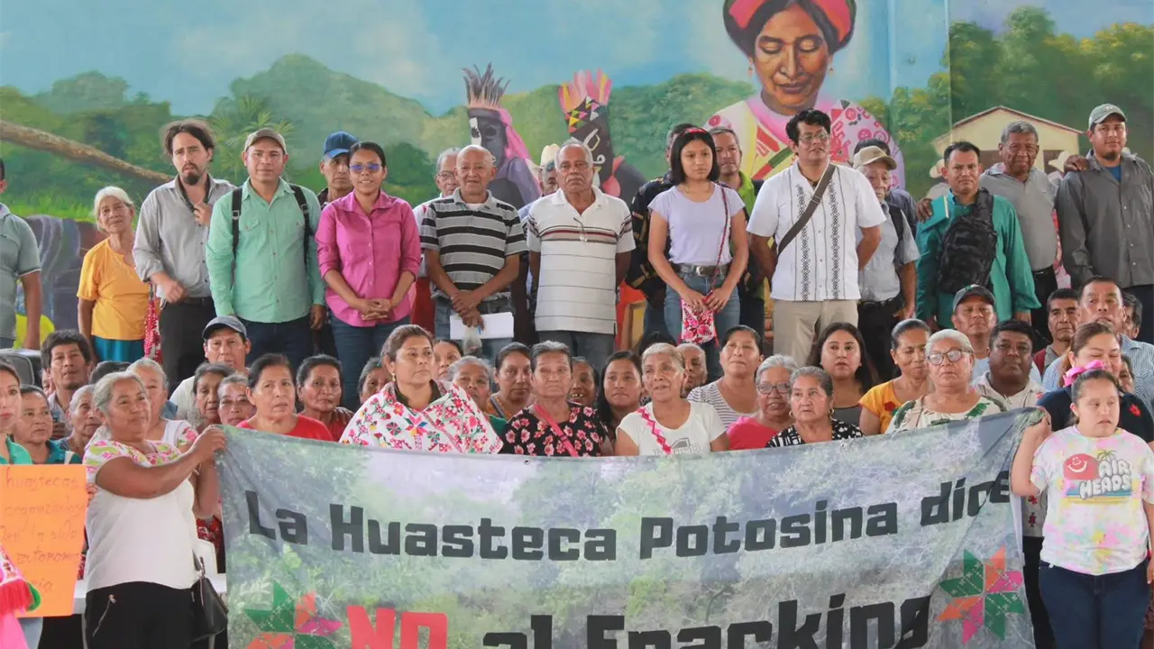 Acusan "fracking disfrazado" en nuevo discurso energético federal