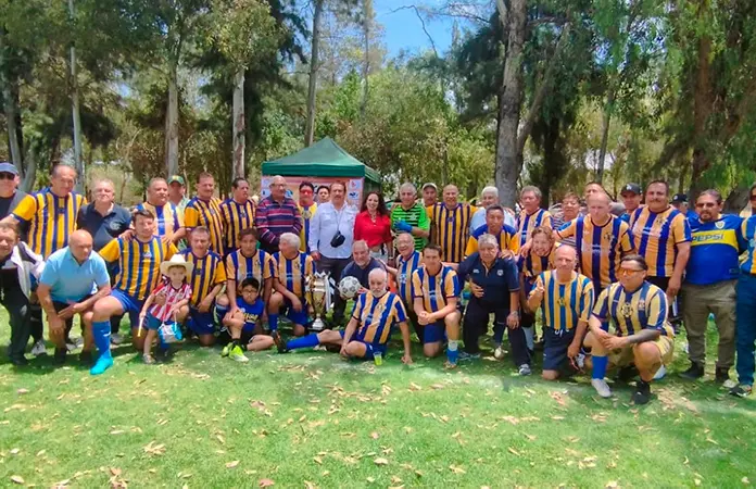 Asochem celebra aniversario con juego de leyendas