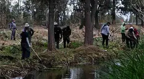 Buscan a personas en canales de Chalco