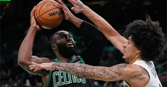 Celtics someten a los Pelicans