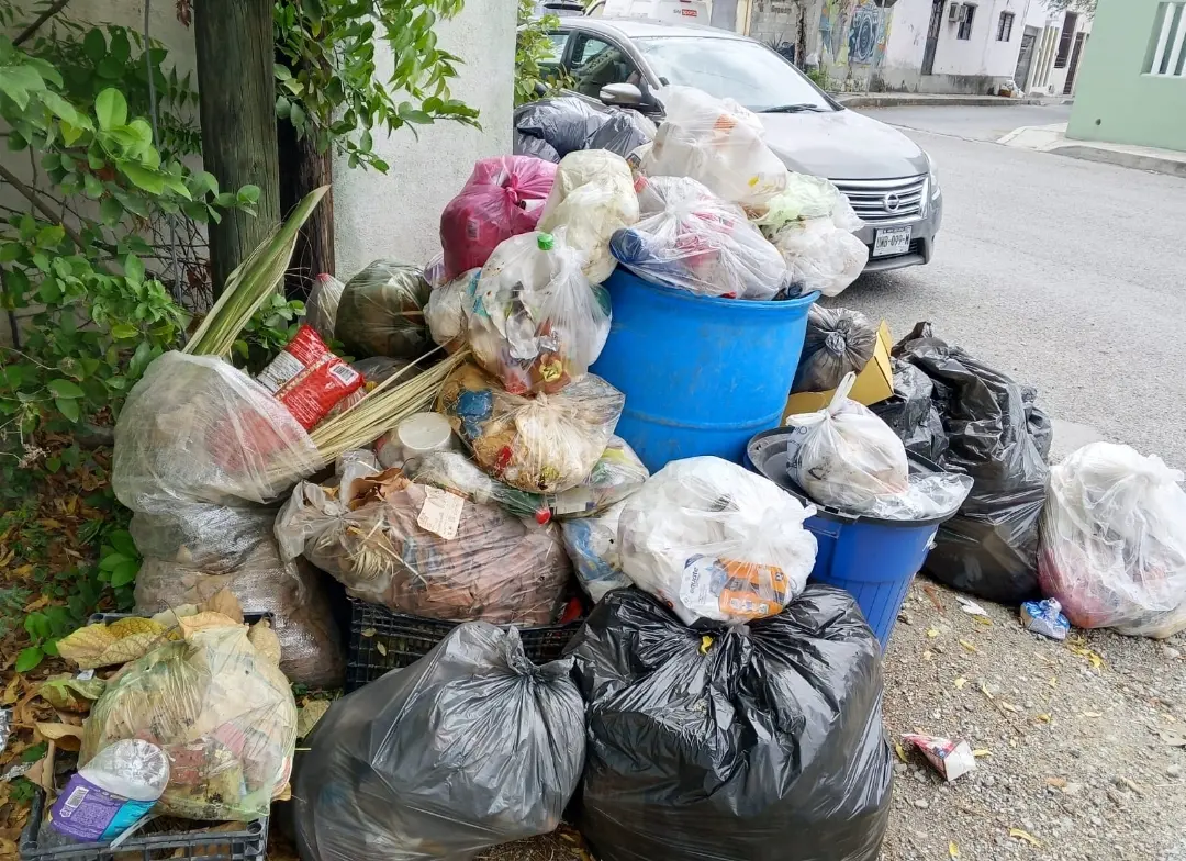 Descansos por Semana Santa retrasan recolección de basura en Valles