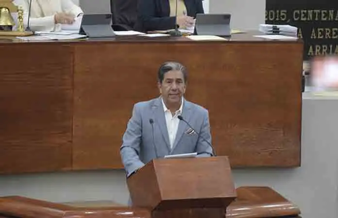 Dice MC que competirá sin alianzas para el 2027