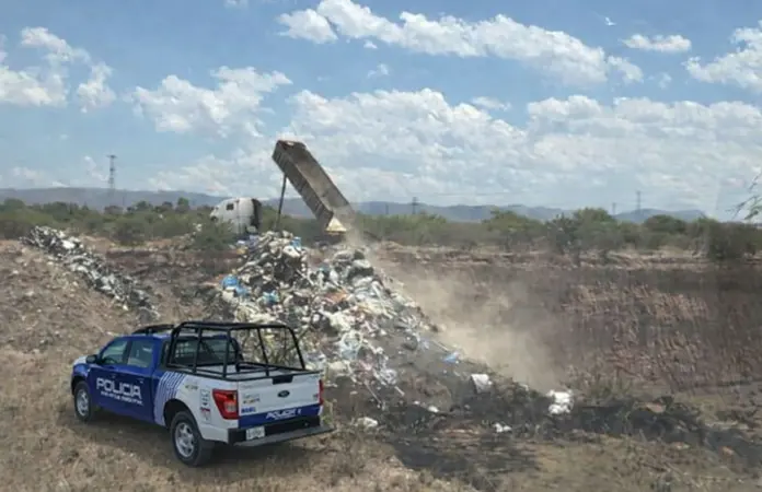 Frenan tiraderos clandestinos en Del. de La Pila