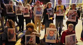 Israelíes protestan en Tel Aviv contra la guerra