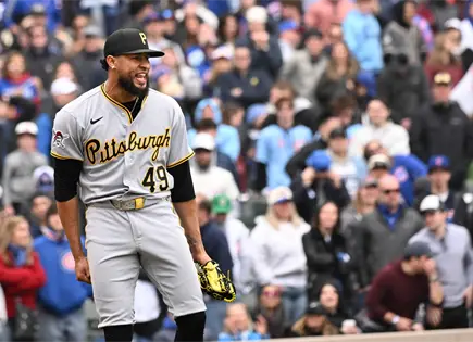 Piratas de Pittsburgh ganan a Cachorros de Chicago en entradas extras