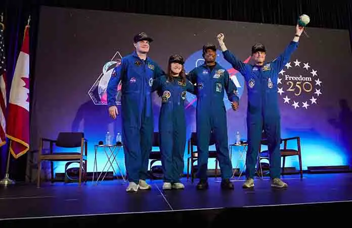 "Planeta Tierra, ustedes son una tripulación" "Planeta Tierra, ustedes son una tripulación"