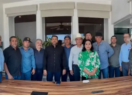 Productores de Sinaloa liberan casetas en México-Nogales tras invitación Productores de Sinaloa liberan casetas en México-Nogales tras invitación