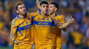 Tigres destroza a Chivas en El Volcán