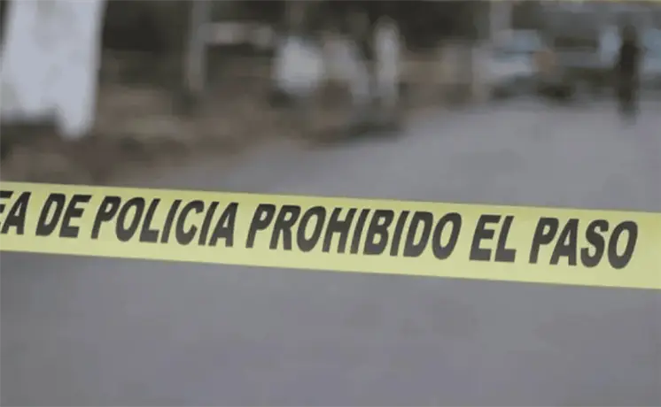 Localizan 2 fosas clandestinas con restos humanos en Sinaloa Localizan 2 fosas clandestinas con restos humanos en Sinaloa