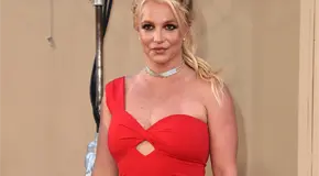 Britney Spears ingresa a rehabilitación tras arresto por conducir intoxicada