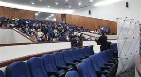 Gastó Congreso 78 mil pesos en foro desfasado