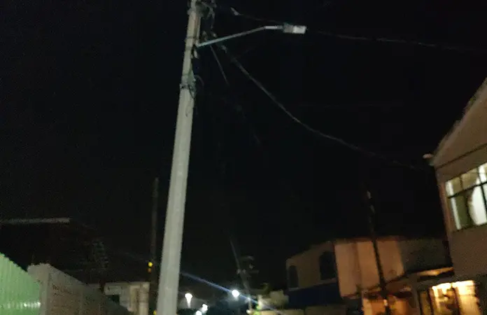 Reportan lámpara nueva fundida