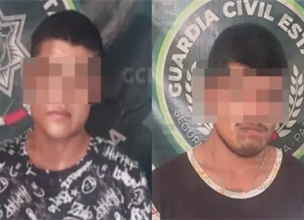 Caen dos presuntos narcomenudistas en Axtla