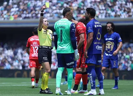 Katia Itzel Garc&iacute;a levanta la voz