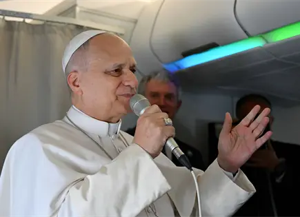 Trump critica al papa León XIV por oposición a guerra en Irán Trump critica al papa León XIV por oposición a guerra en Irán