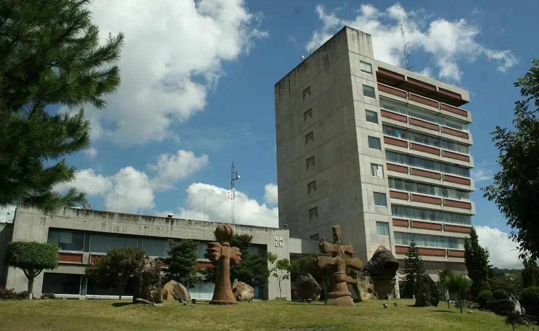 UAEM regresa a clases... pero protesta sigue