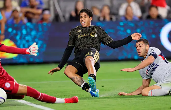 Va La Máquina por una noche histórica