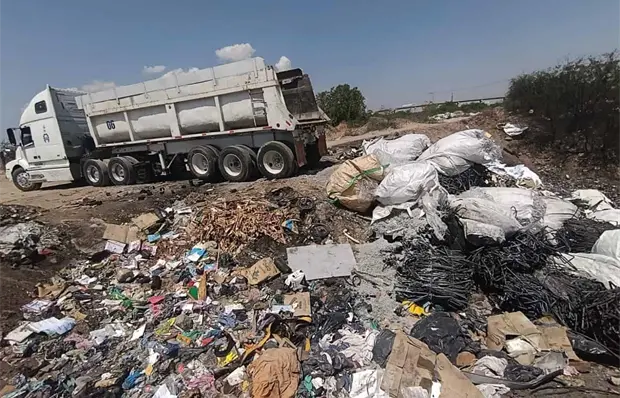 Empresas detrás de tiraderos clandestinos en La Pila Empresas detrás de tiraderos clandestinos en La Pila