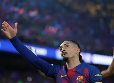 Raphinha se disculpa por gesto a Atlético Madrid tras eliminación Raphinha se disculpa por gesto a Atlético Madrid tras eliminación