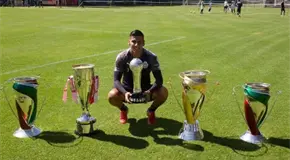 Carlos Salcido tendr&aacute; documental sobre su vida y carrera