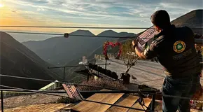 Menor se atora en cable y clausuran tirolesa