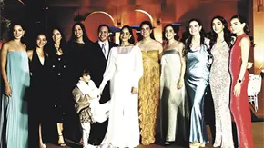 CELEBRAN SU MATRIMONIO