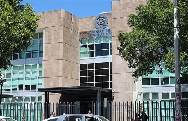 FGE opaca certificaci&oacute;n de polic&iacute;as estatales