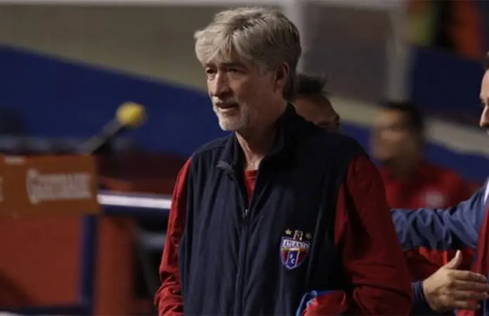 Muere Alejandro &acute;El G&uuml;ero&acute; Burillo