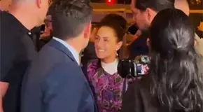 Reciben a Sheinbaum con banderas y m&uacute;sica en Barcelona