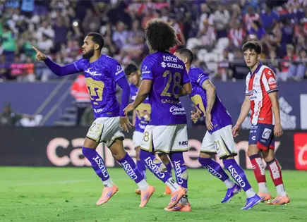 Pumas exhibe a San Luis en su casa