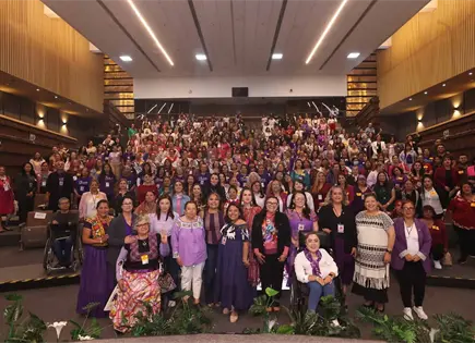 Diputados abren foro nacional sobre liderazgo de mujeres