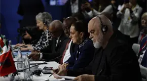 En vez de sembrar guerra, sembremos paz: Sheinbaum