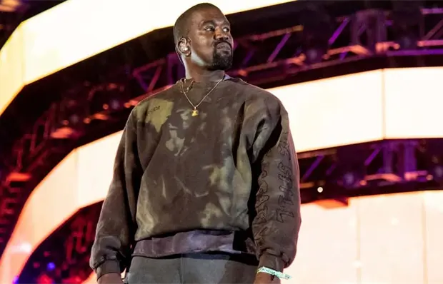 Demandan a Kanye West por presunto incumplimiento de pago