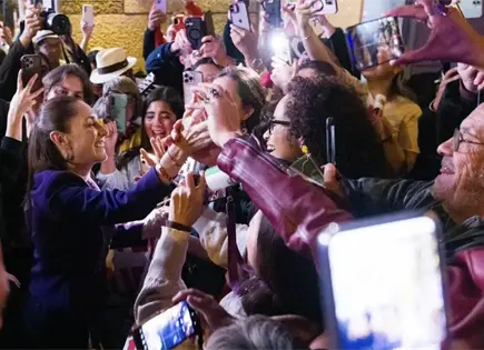 Sheinbaum llega a Barcelona para cumbre progresista