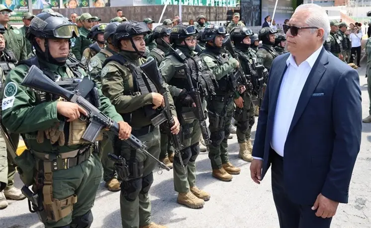 SSPC respalda aumento a polic&iacute;as municipales