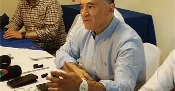 Admite Galindo que Morena apoyar&iacute;a su candidatura